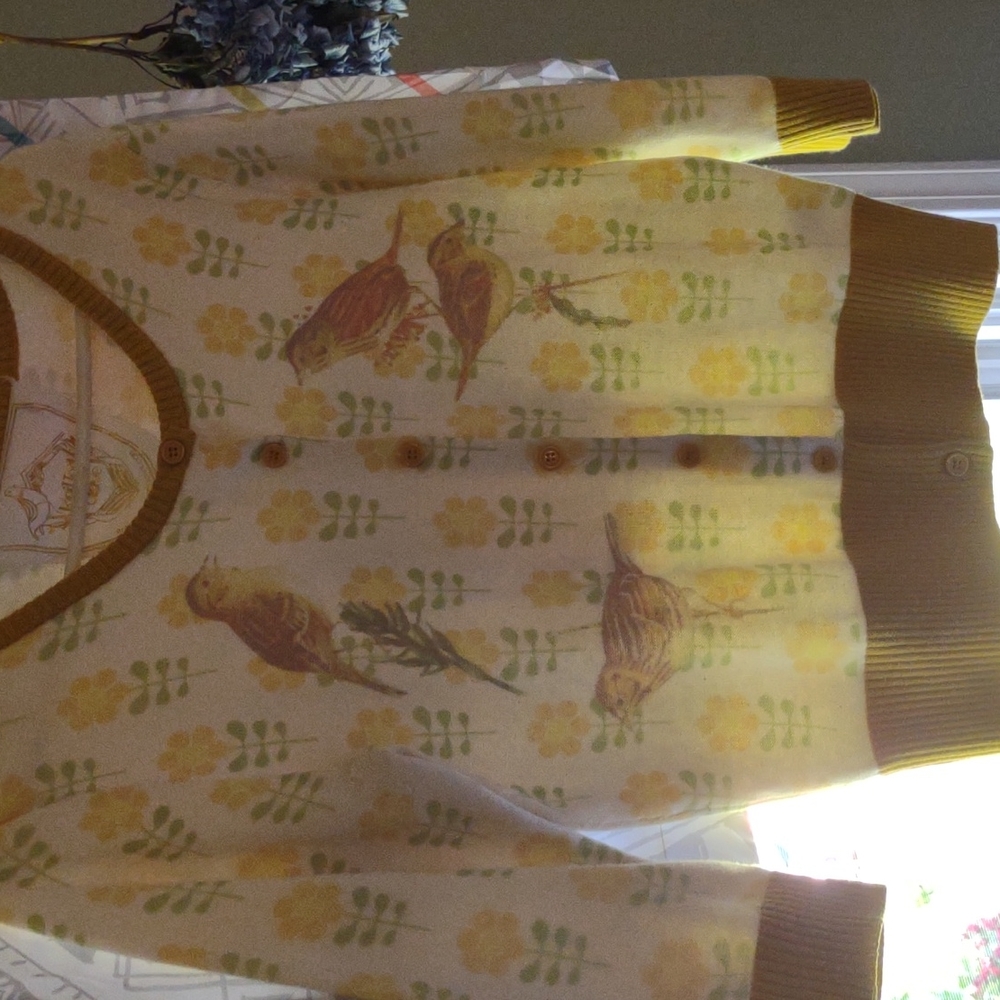 Knitted Dove bird and flower cardigan size M